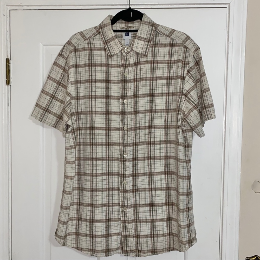 Men’s Large Button Down Shirt by Gap